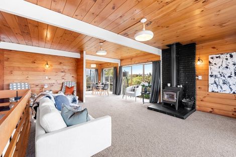 Photo of property in 12 Laurel Grove, Maungaraki, Lower Hutt, 5010