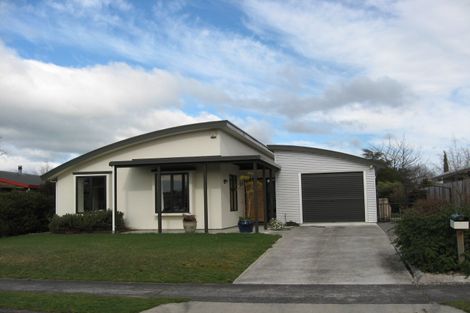 Photo of property in 27 Kiwi Street, Masterton, 5810