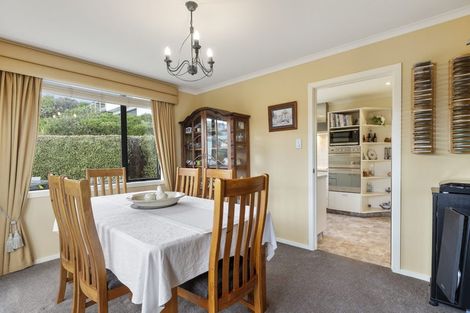 Photo of property in 6 Gowan Close, Shiel Hill, Dunedin, 9013