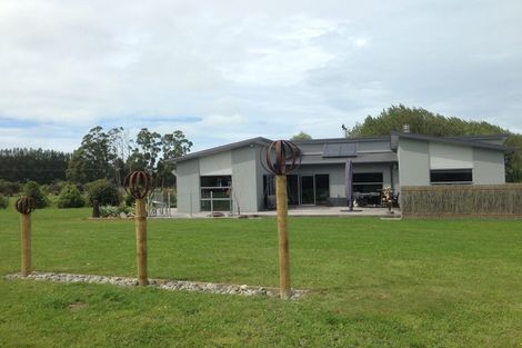 Photo of property in 56 Gressons Road, Waikuku, Rangiora, 7473