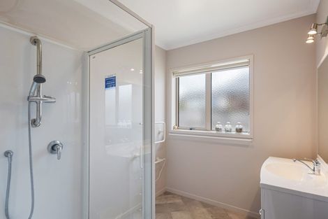 Photo of property in Trackside Villas, 41/91 Mako Mako Road, Levin, 5510