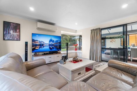 Photo of property in 9 Guernsey Place, Grandview Heights, Hamilton, 3200