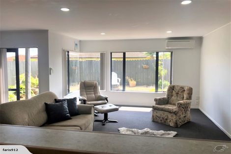 Photo of property in 32 Ksenia Drive, Flat Bush, Auckland, 2019