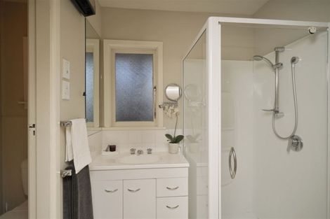 Photo of property in 420 Memorial Avenue, Burnside, Christchurch, 8053