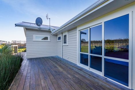 Photo of property in 159 Opunake Road, Stratford, 4391