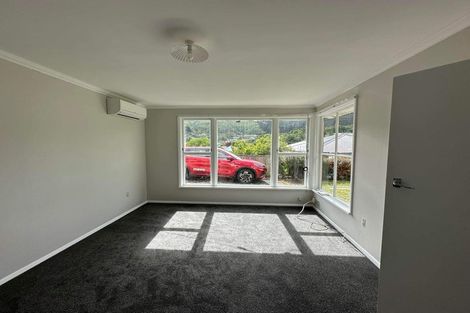 Photo of property in 12 Larsen Crescent, Tawa, Wellington, 5028