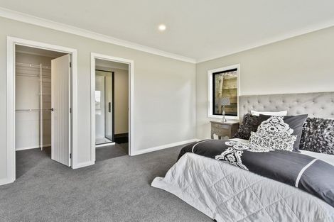 Photo of property in 135 Isabella Drive, Pukekohe, 2120