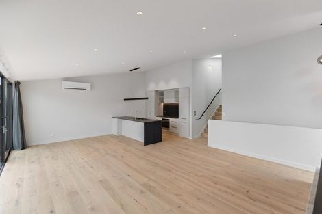 Photo of property in 15a Potters Hill Drive, Queenstown, 9300