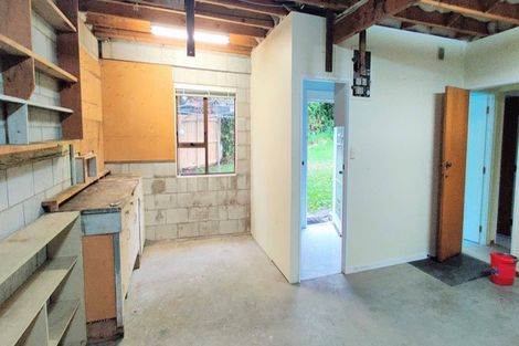 Photo of property in 41 Miltonia Avenue, Te Atatu South, Auckland, 0610