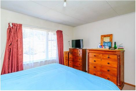 Photo of property in 78 Wainuiomata Road, Wainuiomata, Lower Hutt, 5014