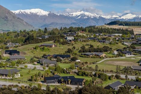 Photo of property in 7 Highfield Ridge, Wanaka, 9305