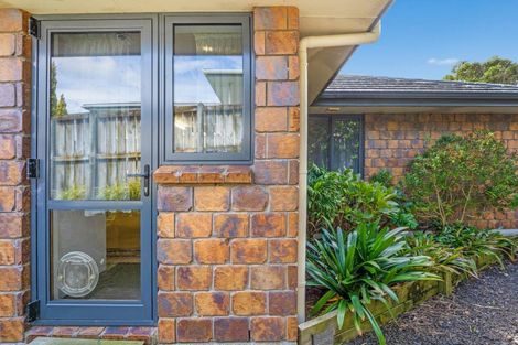 Photo of property in 5a Shanley Crescent, Waiuku, 2123