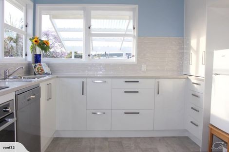 Photo of property in 37a Hatton Road, Orewa, 0931