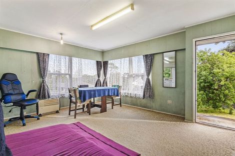 Photo of property in 1/22 Gladys Avenue, Glenfield, Auckland, 0629