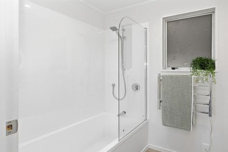 Photo of property in 24 Conclusion Street, Ascot Park, Porirua, 5024