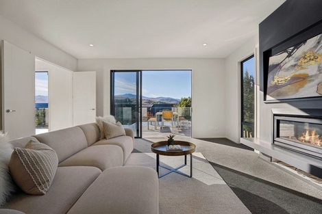 Photo of property in 4 Lindmore Lane, Lower Shotover, Queenstown, 9371