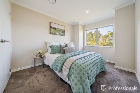 Photo of property in 17 Lindis Lane, Kelson, Lower Hutt, 5010