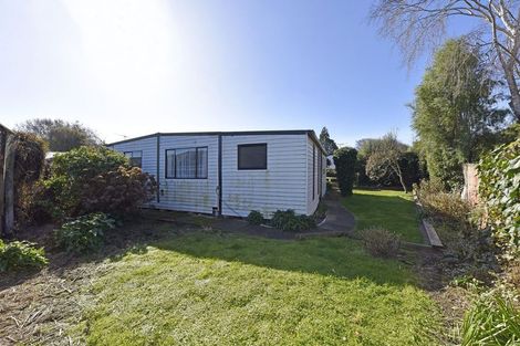 Photo of property in 25 Aorangi Road, Bryndwr, Christchurch, 8053