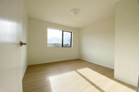 Photo of property in 2c/3 Blanc Road, Silverdale, 0932