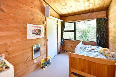 Photo of property in 165 Inland Road, Helensville, 0875