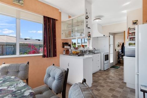 Photo of property in 14 Ridge Street, Otumoetai, Tauranga, 3110