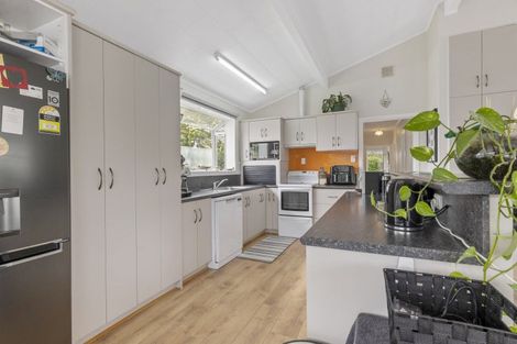 Photo of property in 186 Regan Street, Stratford, 4332