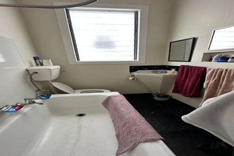 Photo of property in 67 Pirie Street, Mount Victoria, Wellington, 6011
