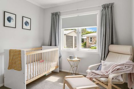 Photo of property in 11 Heather Place, Melville, Hamilton, 3206