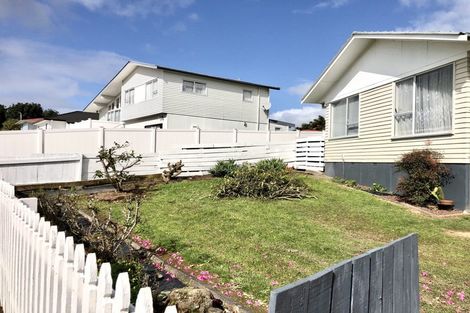 Photo of property in 27 Orly Avenue, Mangere, Auckland, 2022