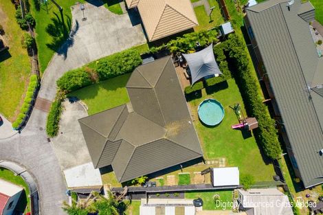 Photo of property in 11 O'sullivan Place, Waiuku, 2123