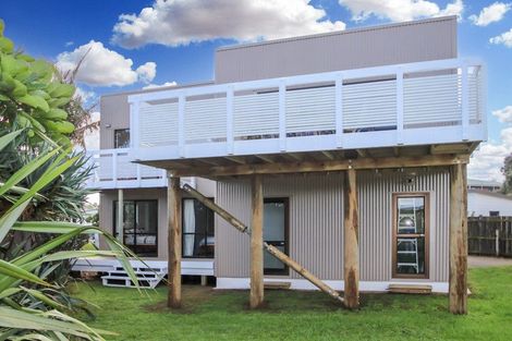 Photo of property in 17 Kotare Street, Ahipara, Kaitaia, 0481