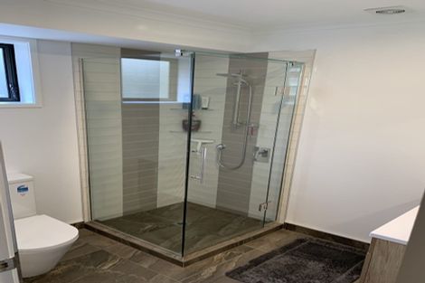 Photo of property in 9 Meharg Place, Fairview Heights, Auckland, 0632