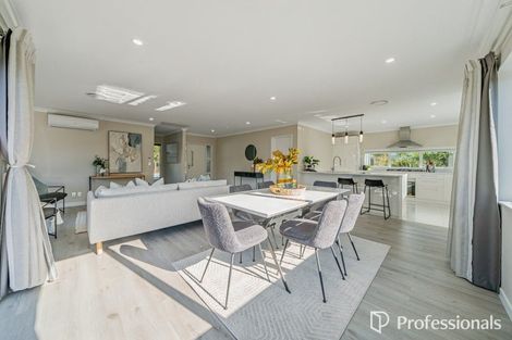 Photo of property in 17 Lindis Lane, Kelson, Lower Hutt, 5010