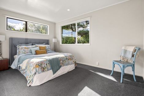 Photo of property in 15 Rosario Crescent, Red Beach, 0932