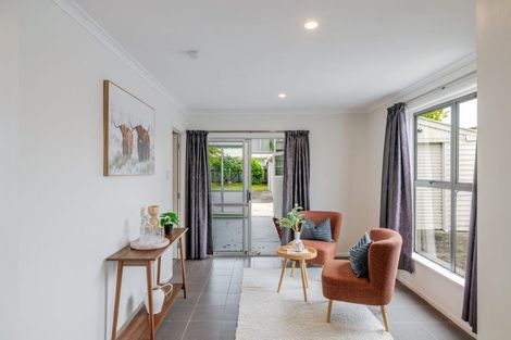Photo of property in 3 Manchester Street, Takaro, Palmerston North, 4412