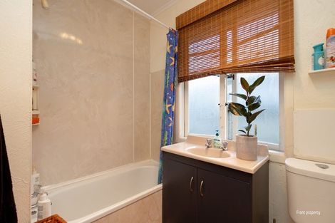 Photo of property in 30 Konene Street, Utuhina, Rotorua, 3015