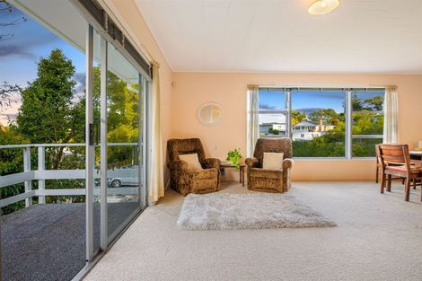 Photo of property in 419 Don Buck Road, Massey, Auckland, 0614