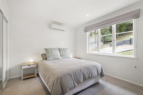 Photo of property in 1/17 Stanley Road, Glenfield, Auckland, 0629