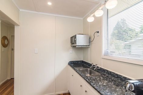 Photo of property in 5 Aorangi Road, Paraparaumu, 5032