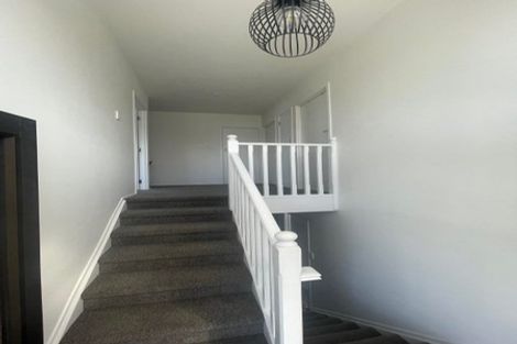 Photo of property in 1/3 Argyle Terrace, Milford, Auckland, 0620