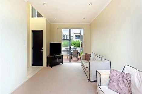 Photo of property in 13 The Track, Takanini, 2112