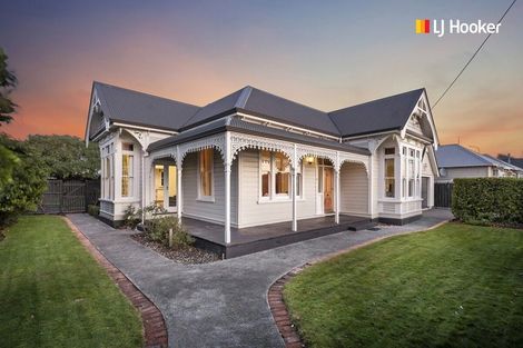 Photo of property in 73 Royal Crescent, Saint Kilda, Dunedin, 9012