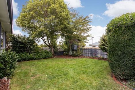 Photo of property in 42 Croziers Road, St Albans, Christchurch, 8052