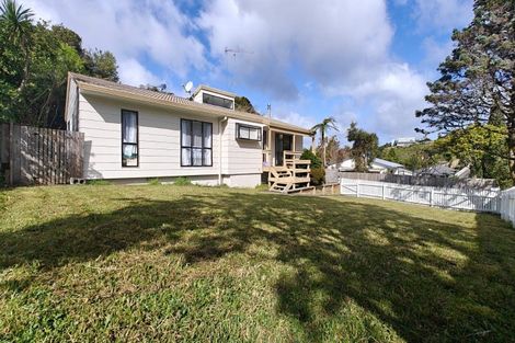 Photo of property in 51 Topliss Drive, Northcross, Auckland, 0632