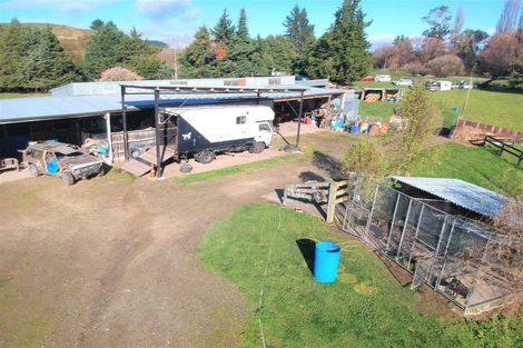 Photo of property in 2966 State Highway 2, Waipukurau, 4281