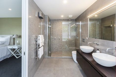 Photo of property in 79 Fendalton Road, Fendalton, Christchurch, 8014