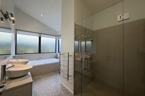 Photo of property in 15 Skye Lane, Jacks Point, Queenstown, 9371