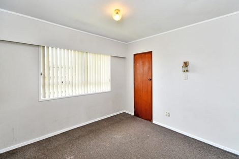 Photo of property in 2/162 Porchester Road, Papakura, 2110