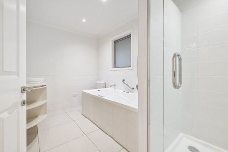 Photo of property in 25 Berwick Place, Mount Maunganui, 3116