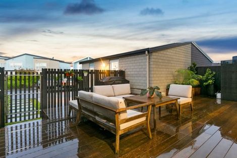 Photo of property in 112 Squadron Drive, Hobsonville, Auckland, 0616